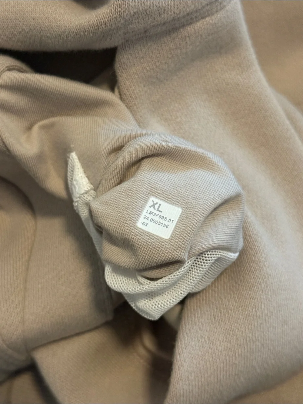 Lululemon For All Runners Sweatshirt - Picture 4 of 4